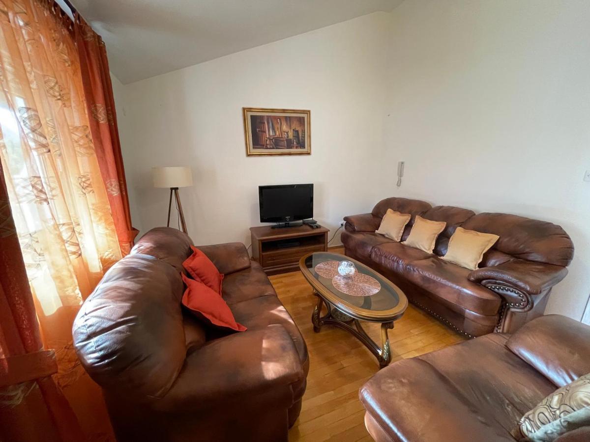 Aquarium Apartment Cattaro Esterno foto