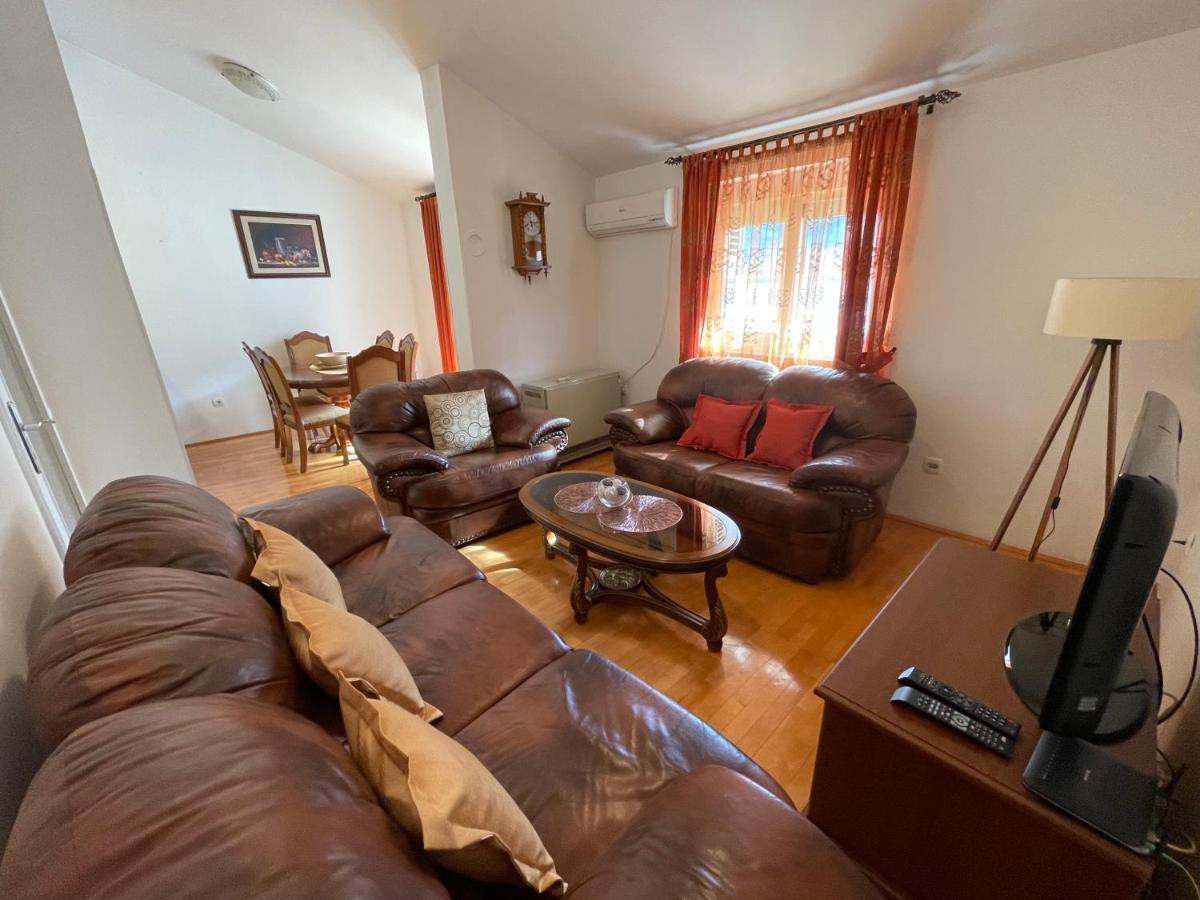 Aquarium Apartment Cattaro Esterno foto