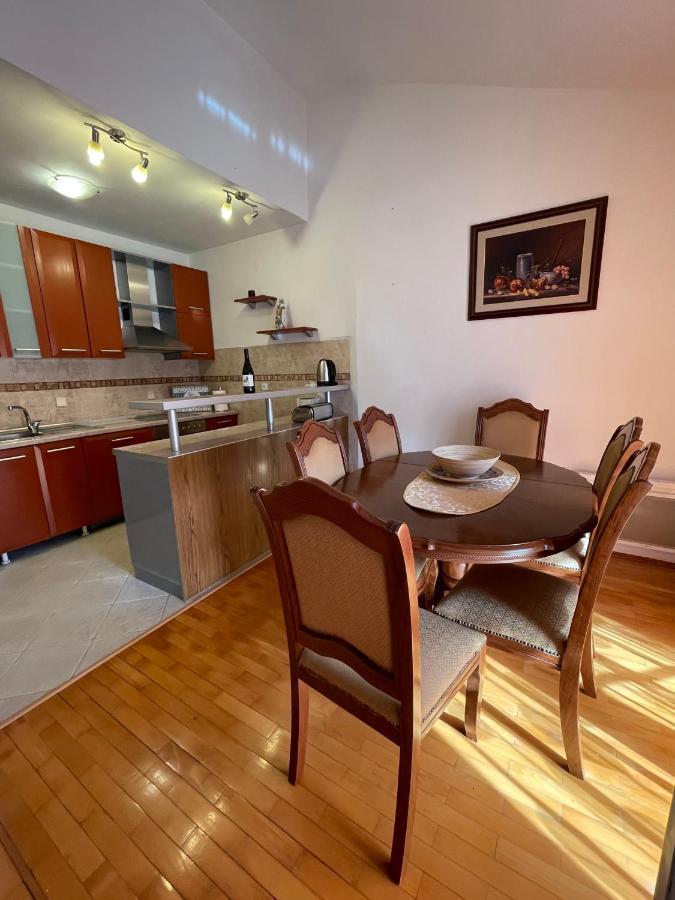Aquarium Apartment Cattaro Esterno foto