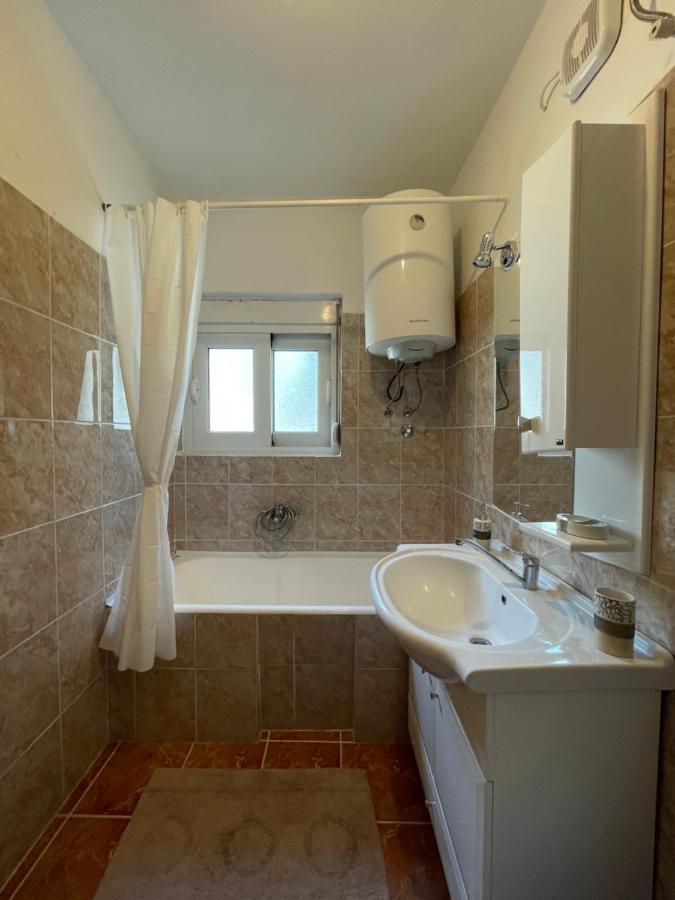 Aquarium Apartment Cattaro Esterno foto