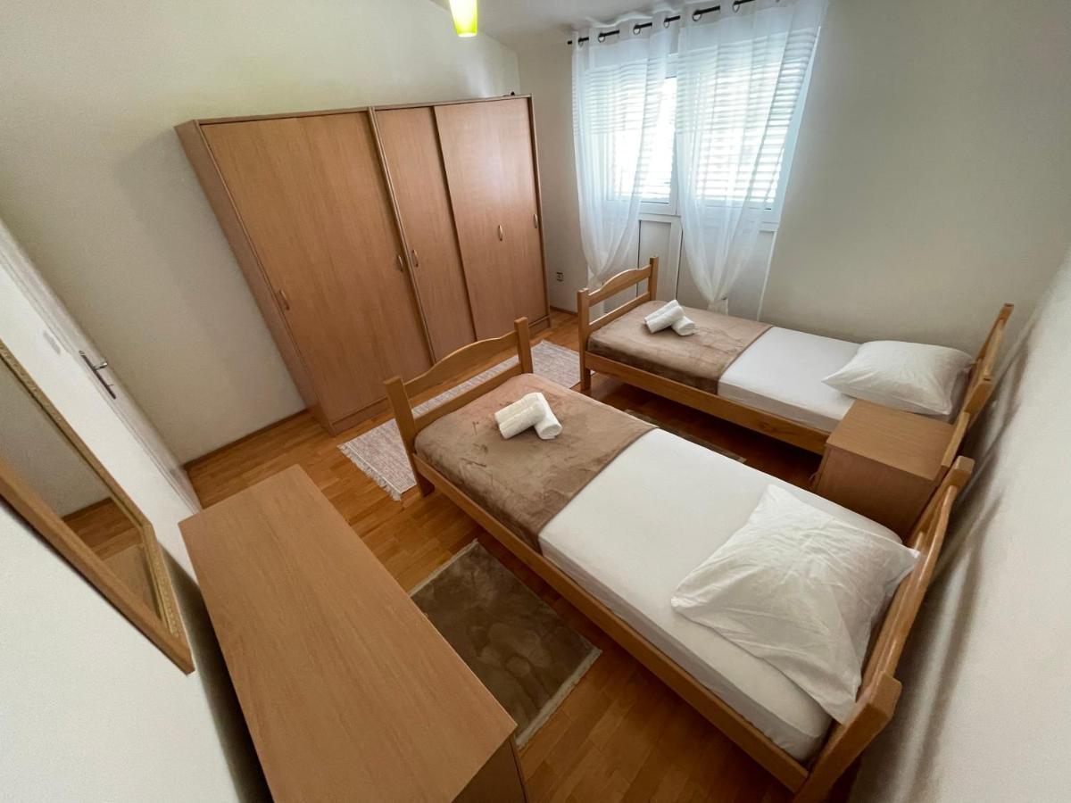 Aquarium Apartment Cattaro Esterno foto